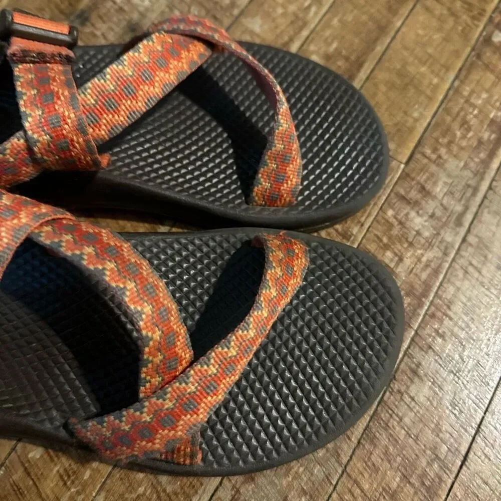 Chaco orange southwest gorpcore strappy arch support kids 3 sandals